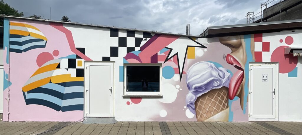 Graffiti Referenzen Thüringen – Freibad Greiz Fassadengestaltung